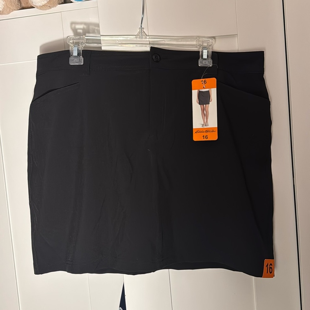 Eddie Bauer black skort size 16 NWT